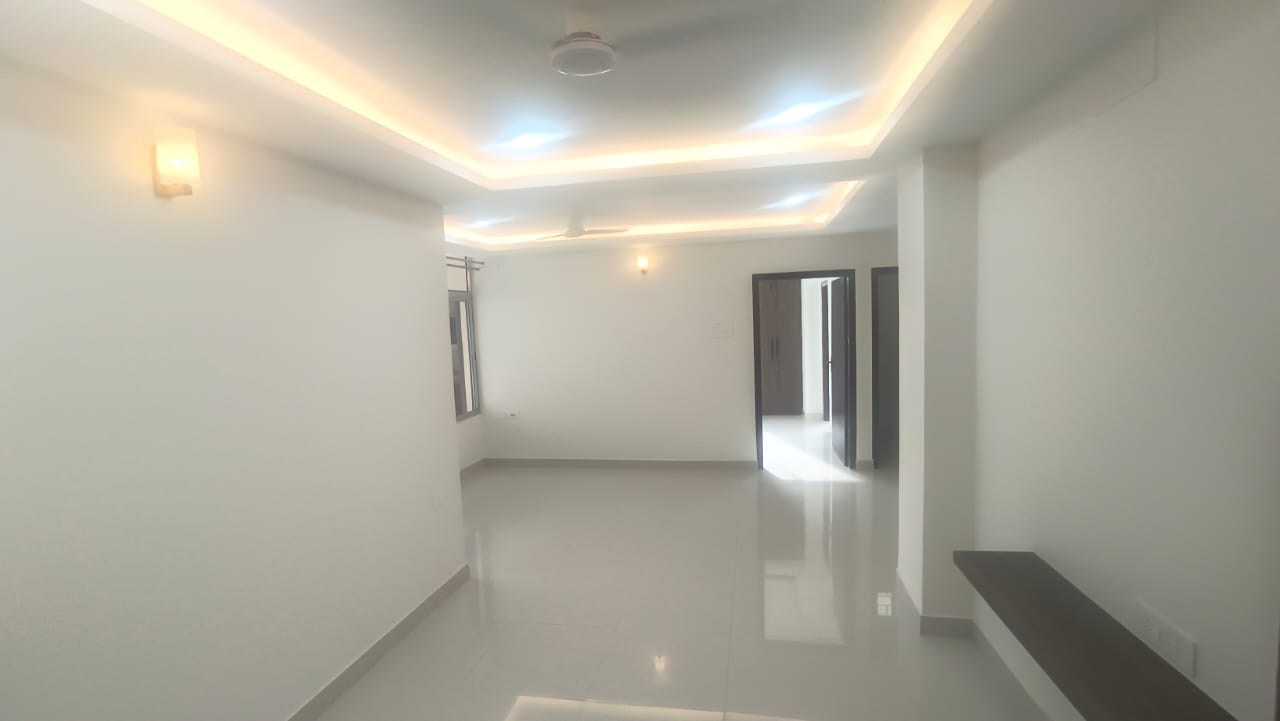 Semi Furnished 3bhk in GS Road, Lachit Nagar, Guwahati, Assam, India for Rent